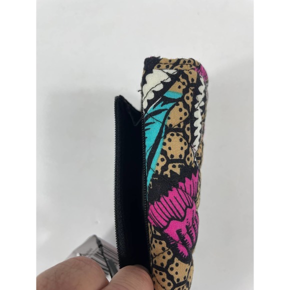 Vera Bradley Euro Wallet Canyon Road NWT - Picture 9 of 9